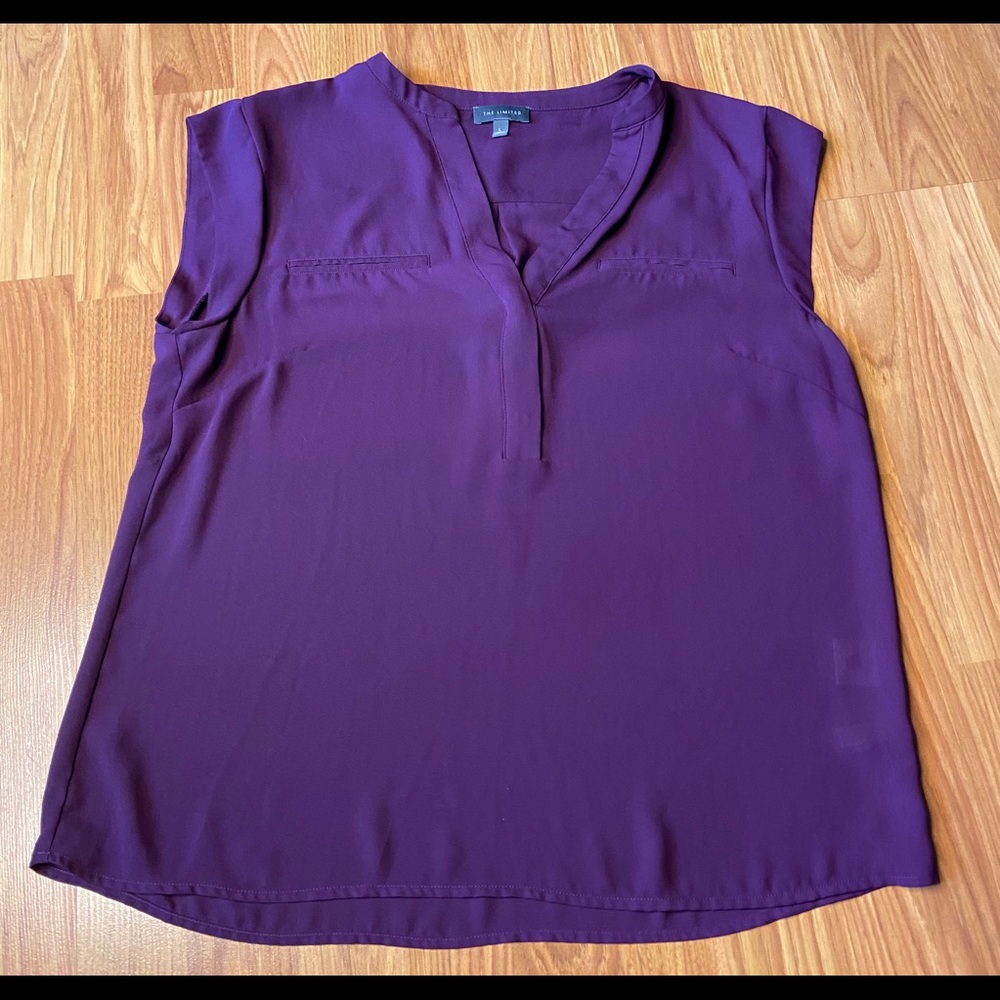 The Limited plum purple women’s Large cap sleeve